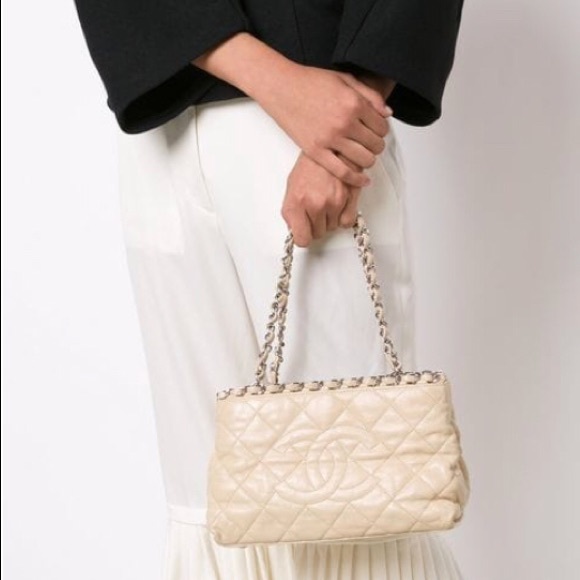 🚫sold🚫Chanel small chain me tote - Picture 2 of 7